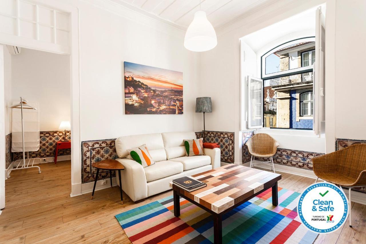Whome | Fanqueiros Downtown Typical Apartment Lisbon Bagian luar foto