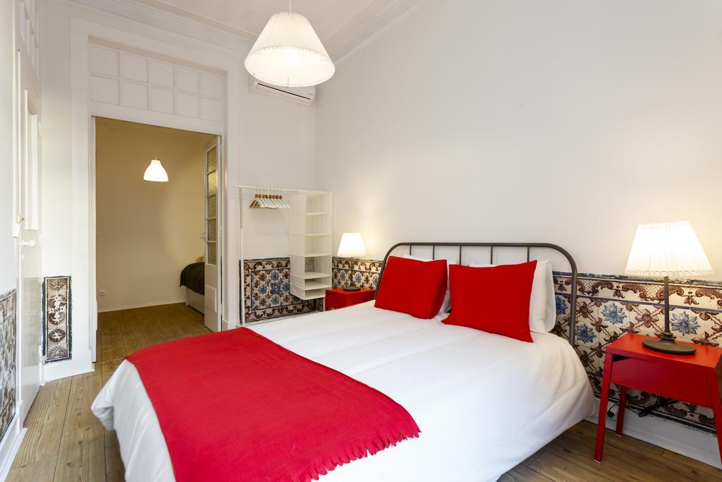 Whome | Fanqueiros Downtown Typical Apartment Lisbon Bagian luar foto