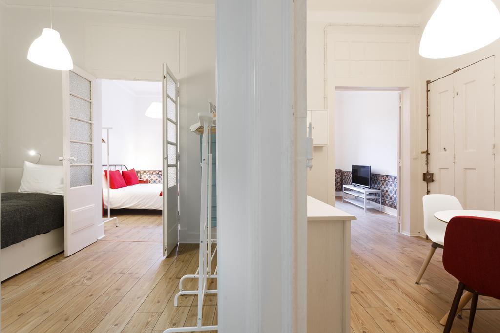 Whome | Fanqueiros Downtown Typical Apartment Lisbon Bagian luar foto