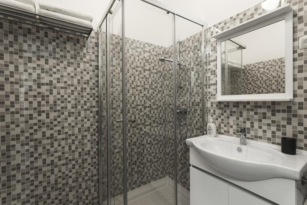 Whome | Fanqueiros Downtown Typical Apartment Lisbon Bagian luar foto